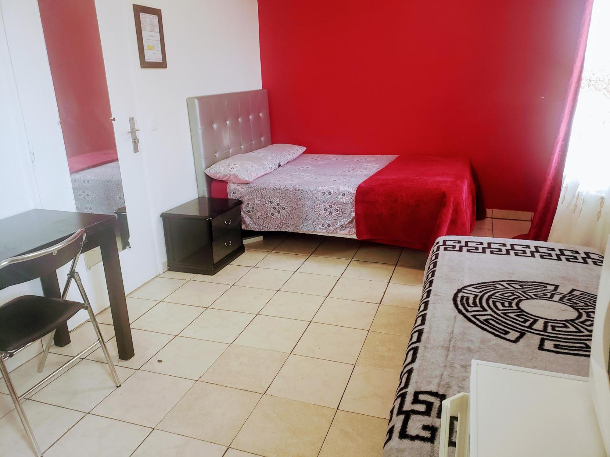 Le Cedre Hotell Saint-Denis  Exteriör bild